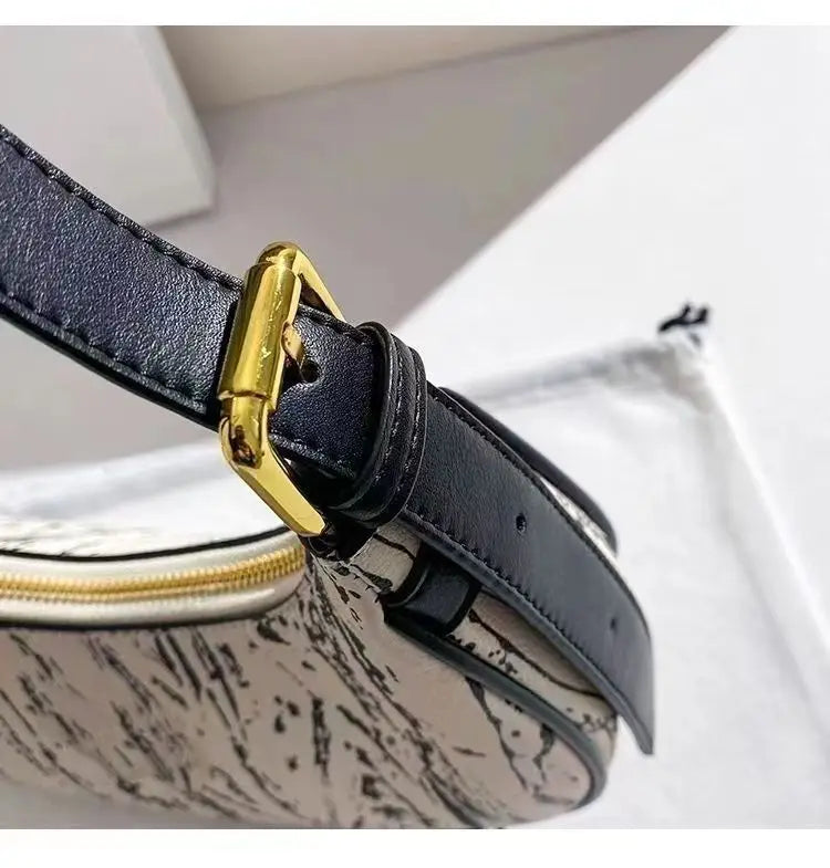 Women's Bag Niche Design Handbag 2025 New Versatile Baguette Armpit Bag with High-end Feel