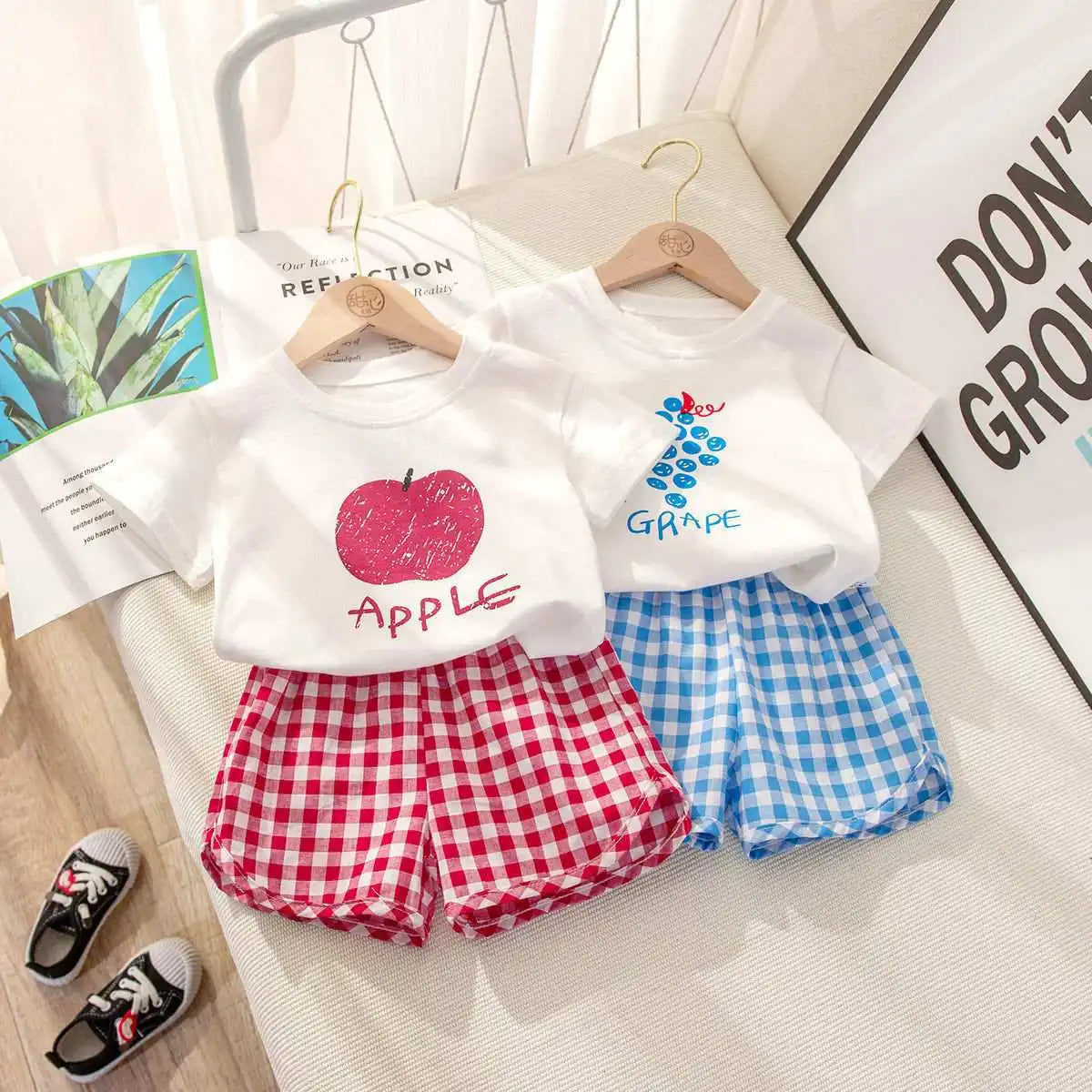 Children's Sets 2-piece Short-sleeved Round Neck Top+plaid Shorts Fruit Lemon Grape Cartoon Design Outer Wear Casual Summer