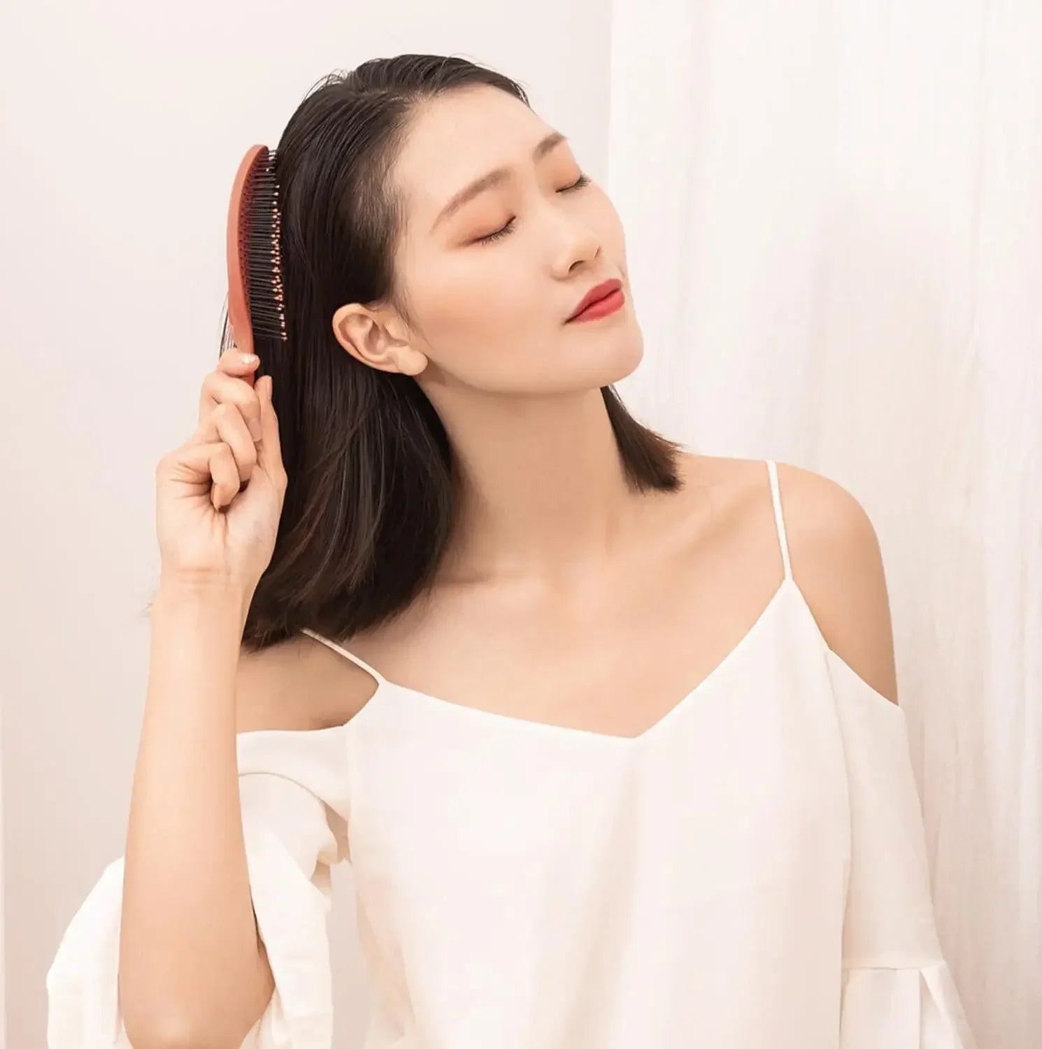 Youpin Xinzhi Relaxing Elastic Massage Comb Portable Hair Brush Massage Brush Magic Brushes Head Combs