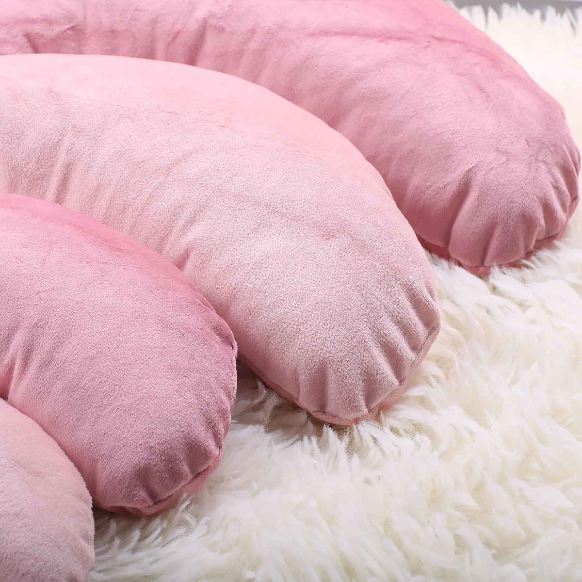 Ylsteed 5 Pieces Set Soft Touch Newborn Posing Pillow For Photography Studio Photo Props Accessories