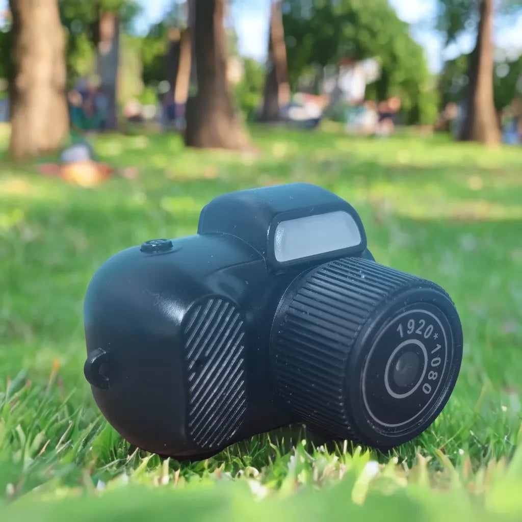 Keychain Camera Mini Y3000 Support TF Card With Display Tiny Cameras Digital Camera for Kids Microcamera Camcorder Micro Y4000