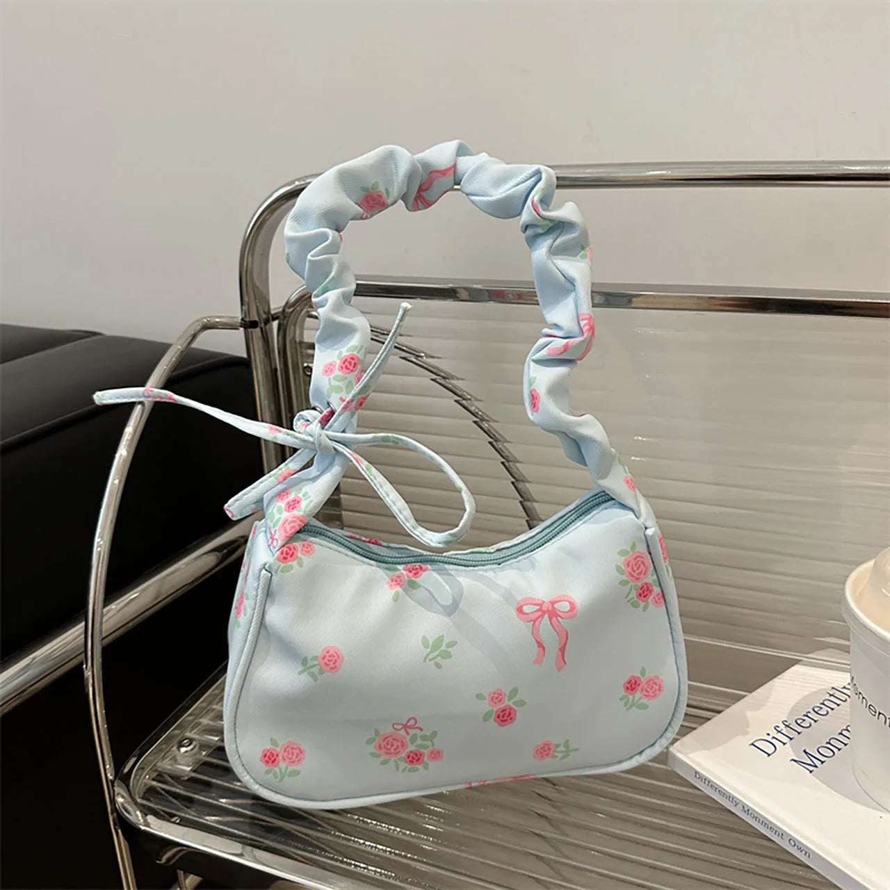 New Korean Girl Handbags Cute Flower Bow Print Crossbody Bags Canvas Shoulder Bags Outdoor Travel Women Keys Phone Messenger Bag