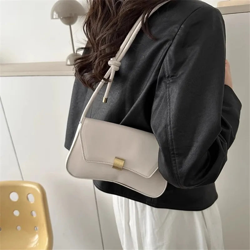 Simple Metal Buckle Handbag MessengerBag, Stylish and Versatile Shoulder Underarm Bag, Chic Baguette Bags for Women Daily Use