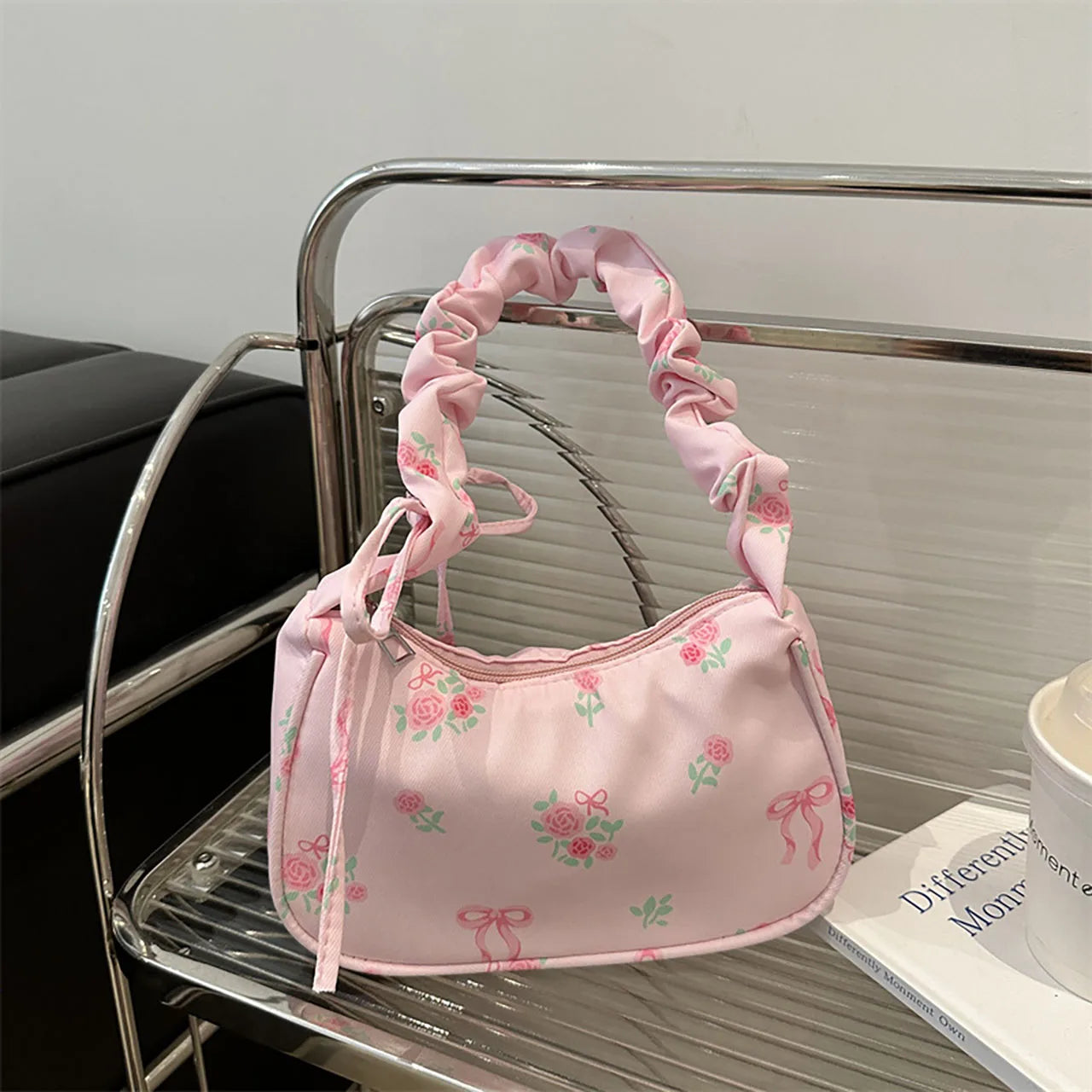 New Korean Girl Handbags Cute Flower Bow Print Crossbody Bags Canvas Shoulder Bags Outdoor Travel Women Keys Phone Messenger Bag