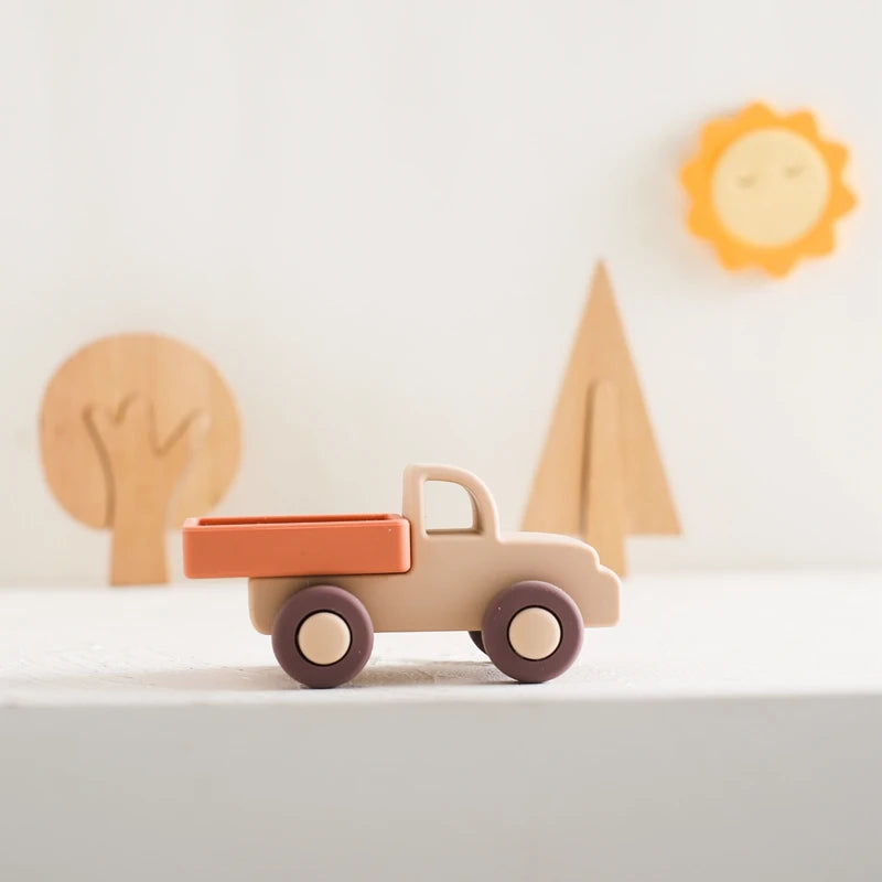 1Pcs Food Grade Baby Silicone Teether Toy Cartoon Car Nursing Teething Ring BPA Free Newborn Health Molar Chewing Accessorie Toy