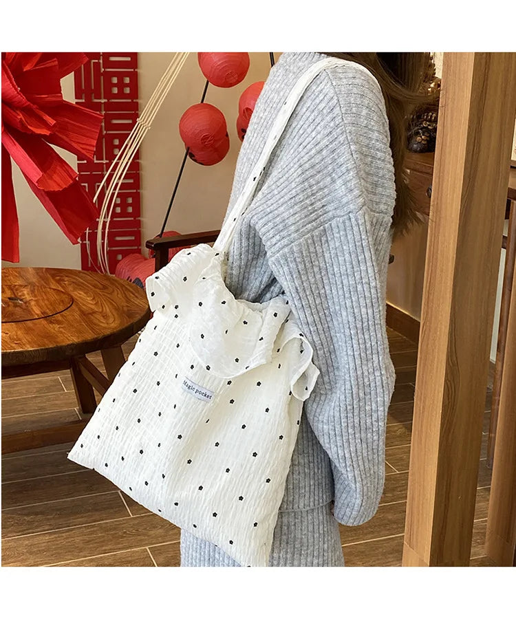 All-match Wave Point Chiffon Shoulder Bag Large Capacity Fairy Mesh Handbag Commuting Bag Korean Style Tote Bag Women