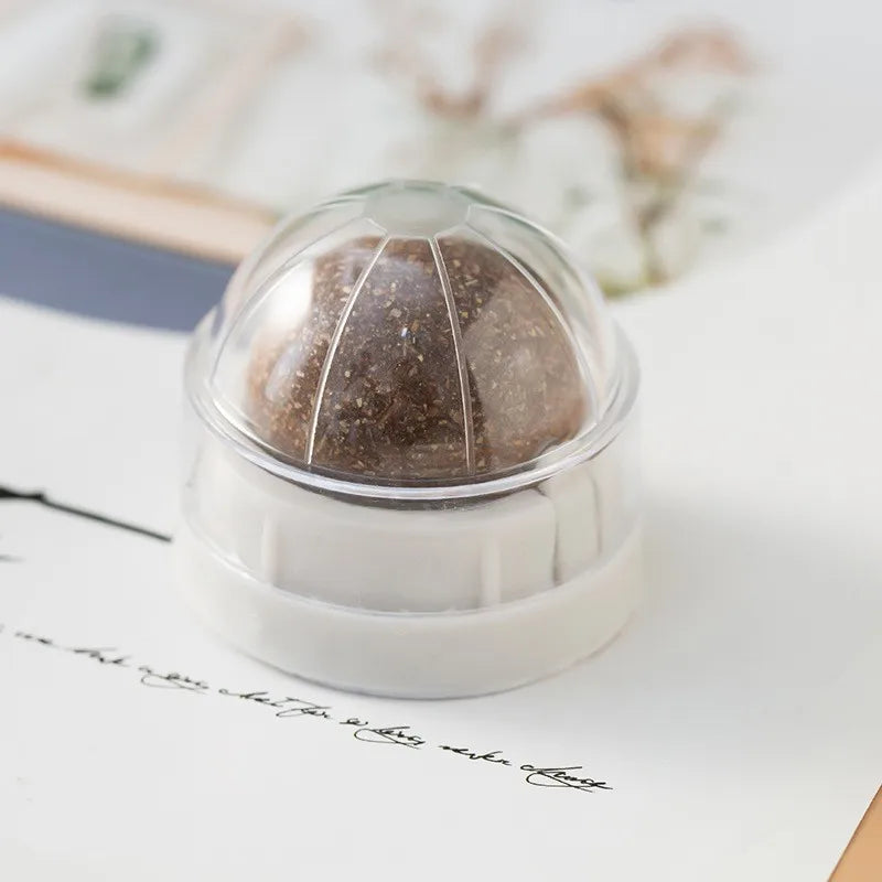 Cat Bite Ball Cat Toy Suitable for Kittens to Clean Teeth, Catnip Relieves Oral Health, Self Entertainment, Pet Chewable