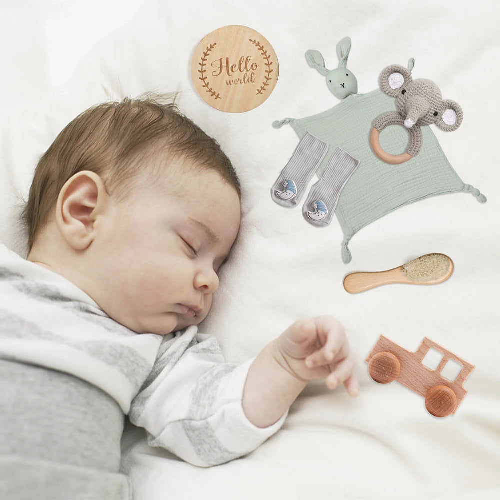 Newborn Bath Set Baby Drool Towel,Socks,Rattle,Brush,Mileage Card Gifts Box Photography Props Accessories Wooden Children's Gift