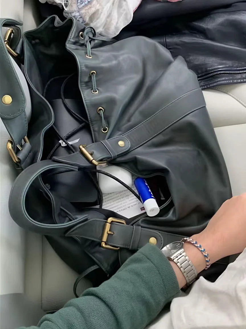 Fashion Large Capacity Boston Bag Designer Women Handbags Luxury Soft Crumpled Pu Leather Shoulder Crossbody Bags Commuter Bag