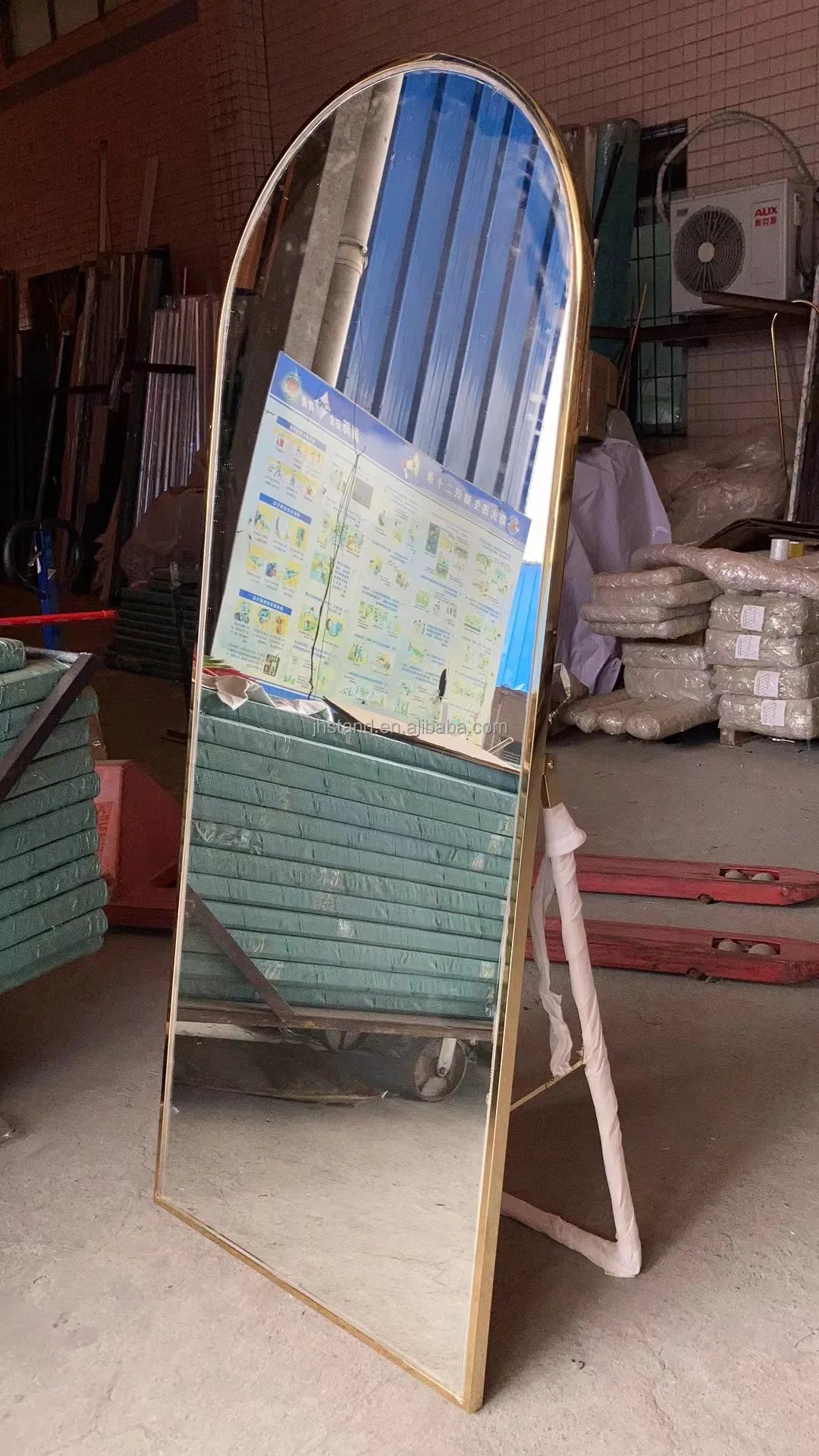 Standing Mirror Luxury Large Floor Mirror Square Round Full Length Mirror for Bridal Shop