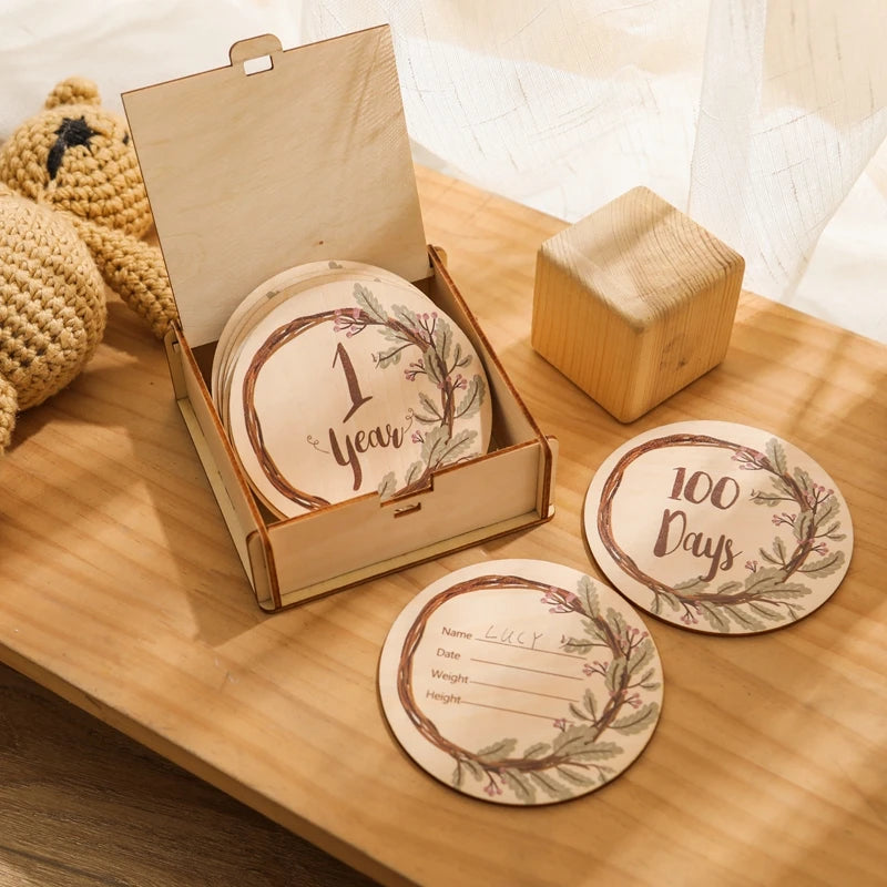 Baby Wooden Monthly Memorial Milestone Cards Flower Monthly Newborn Engraved Age Photography Accessories Baby Birthing Gift