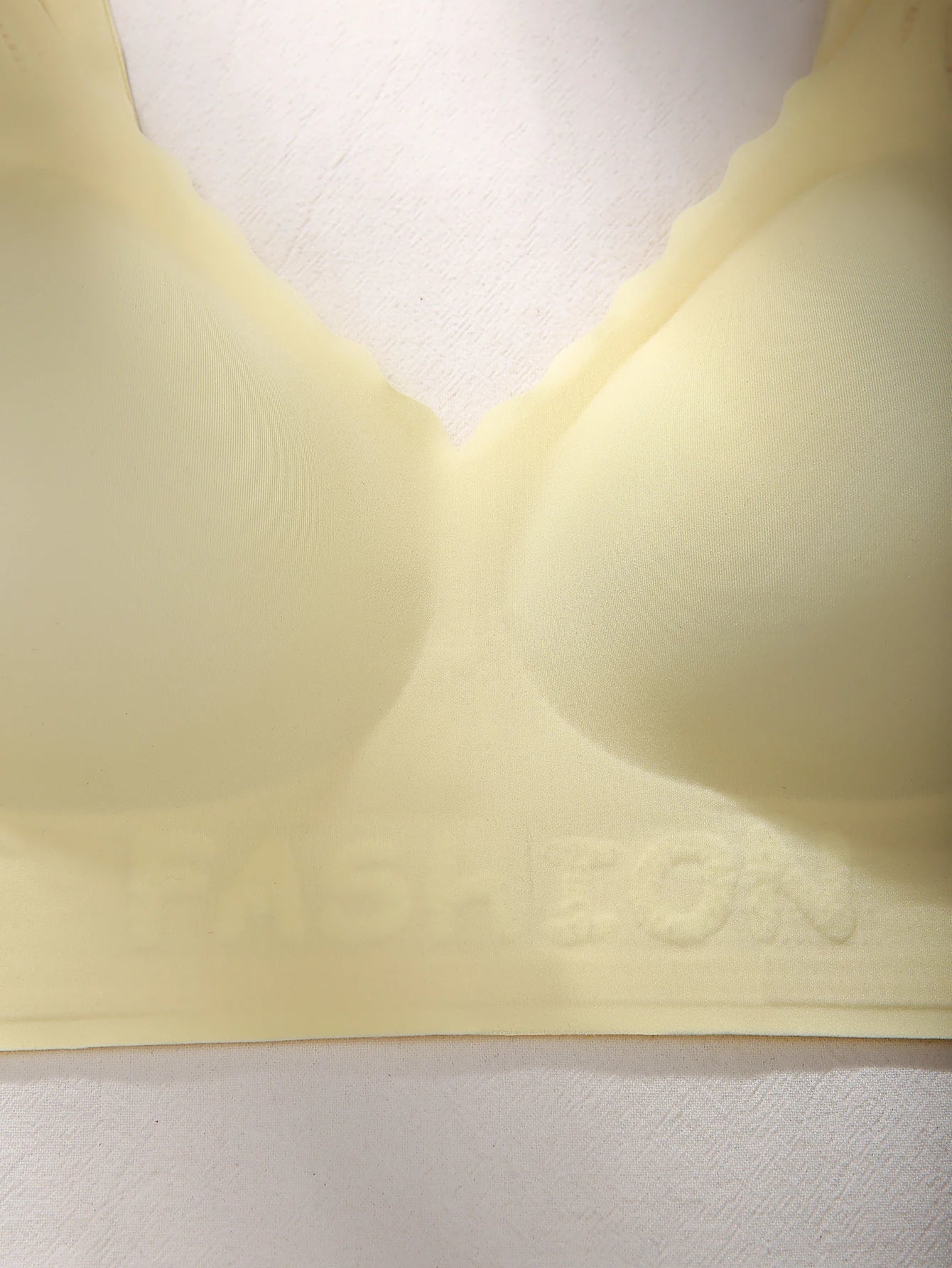 Pregnant Women Breastfeeding Bra Seamless, Comfortable, Fashionable, Engraved, Breathable Front Opening Underwear