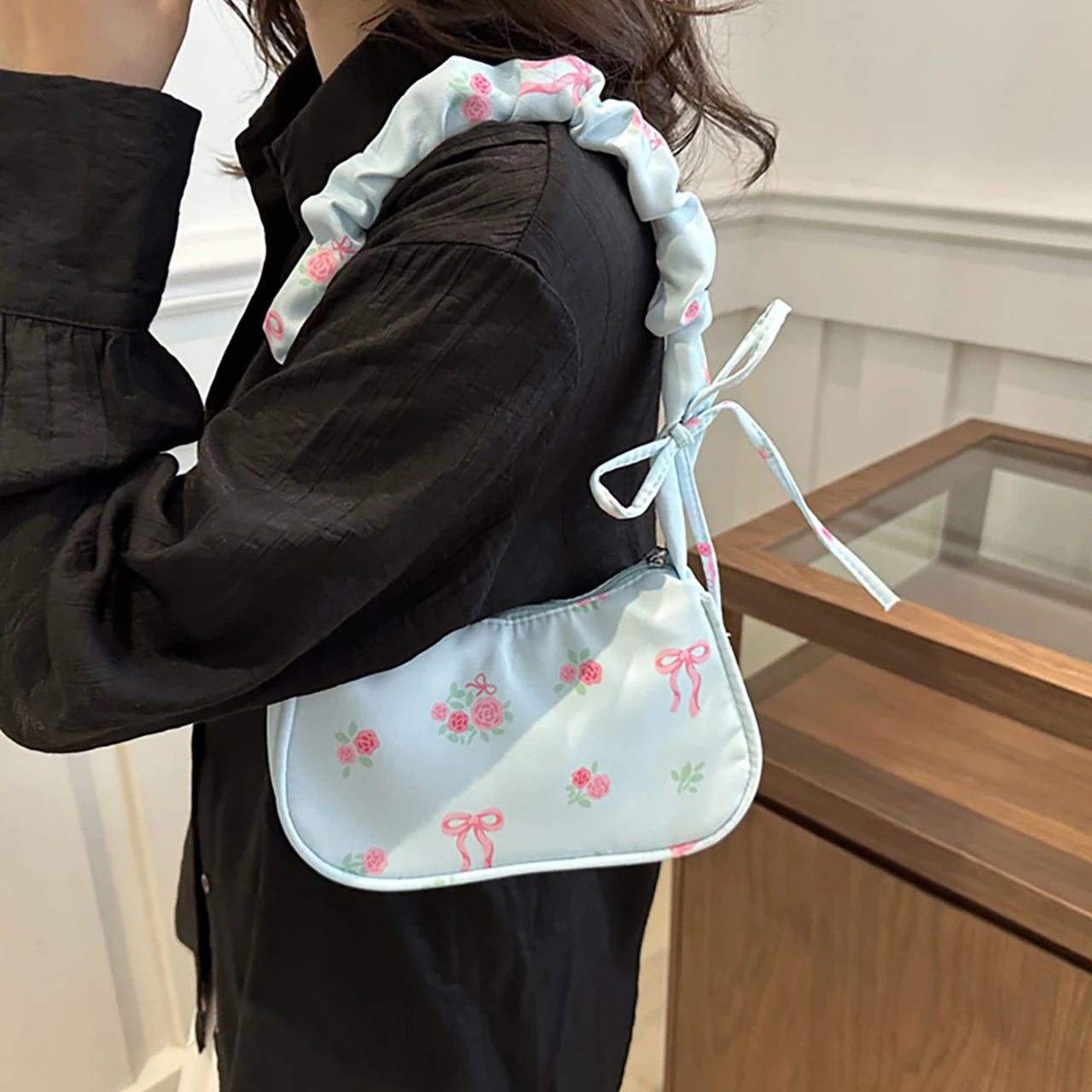 New Korean Girl Handbags Cute Flower Bow Print Crossbody Bags Canvas Shoulder Bags Outdoor Travel Women Keys Phone Messenger Bag