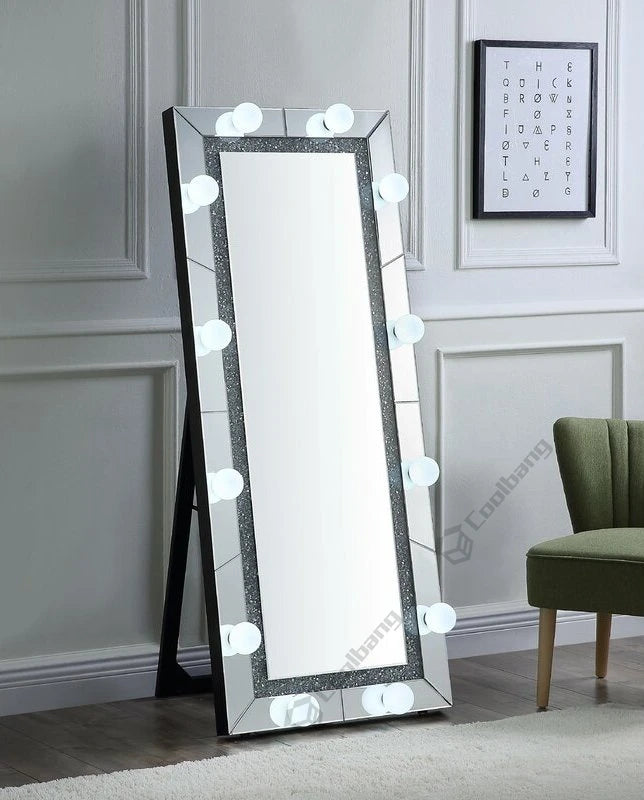 Hot Sale Crushed Diamond Hollywood Luxury Style Dressing Mirror LED Bulbs Floor Mirror