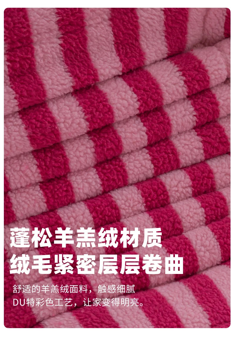 European Kawaii Living Room Sofas Boneless Design Ergonomic Comfortable Living Room Sofas Upholstered Cute Canapé Lit Furniture