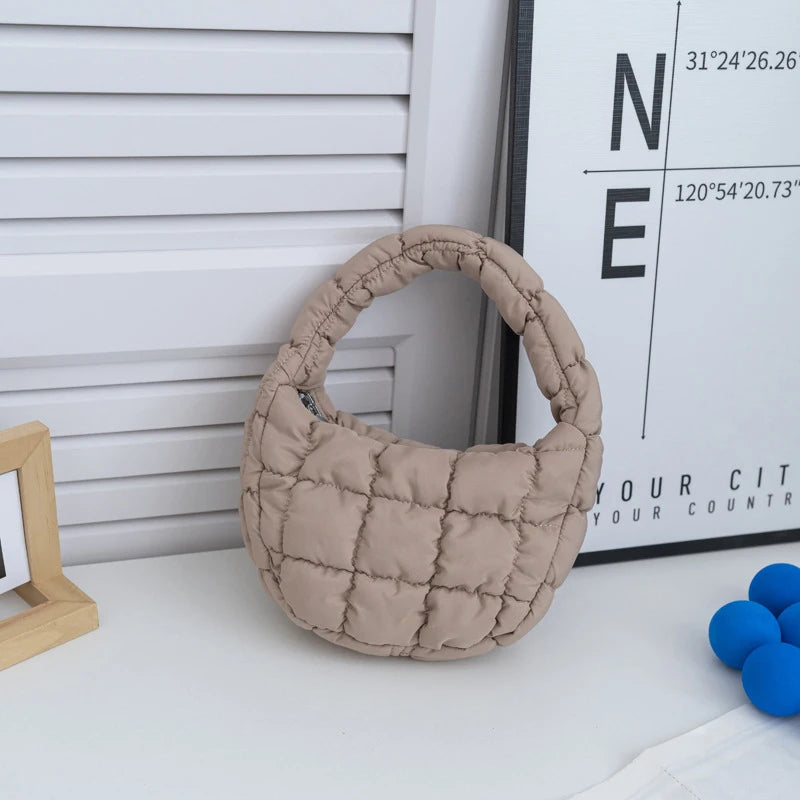 Candy bag Fashion Mini Puffer Tote Bag Quilted Circle Phone Purse  Elegant  Soft Nylon Padded Key Pouch Simple Trend Handbag