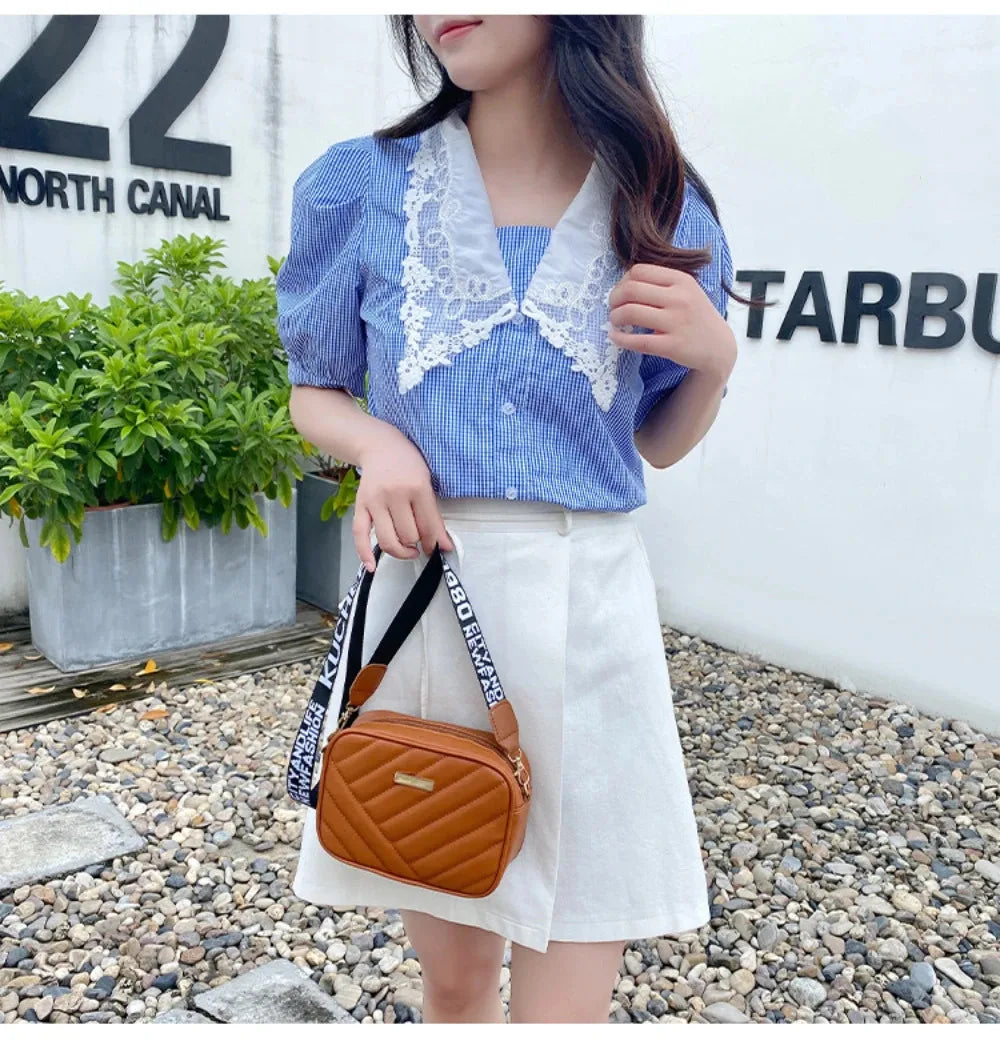 High quality women's PU rolling strip camera bag shoulder bag mobile phone bag casual crossbody bag