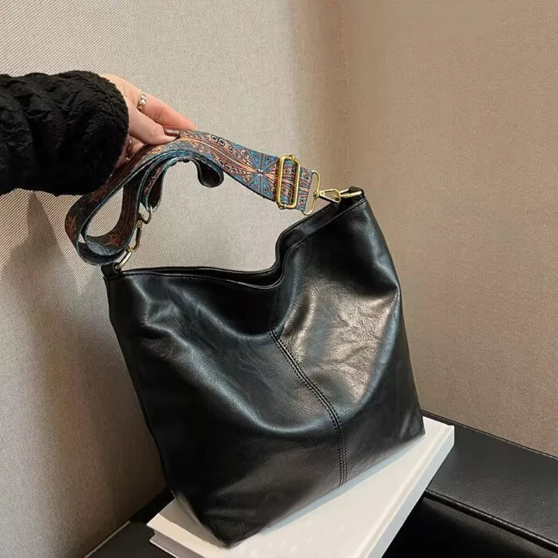 Neutral Style Men's and Women's Pu Tote Bag, Suitable for Travel and Photography, Single Shoulder Bag with Ethnic Style Strap