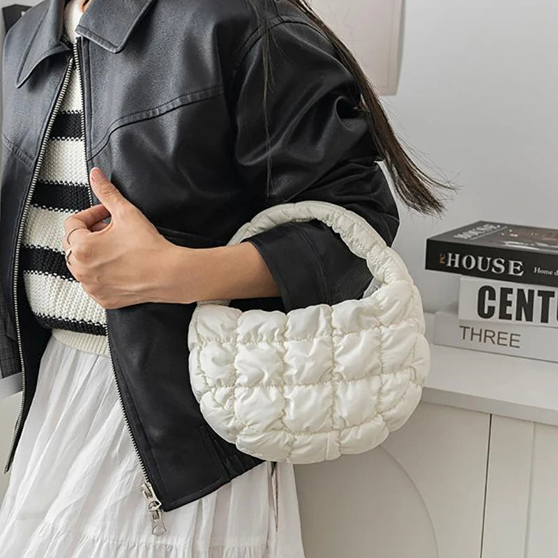 Candy bag Fashion Mini Puffer Tote Bag Quilted Circle Phone Purse  Elegant  Soft Nylon Padded Key Pouch Simple Trend Handbag