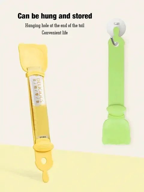 Cat Strip Feeder Spoon Long Handle Cat Food Strip Squeezer Pet Meat Mud Food Squeeze Treat Dispense Spoon For Cats Pet Supplies - Lily.sg Global Shopping