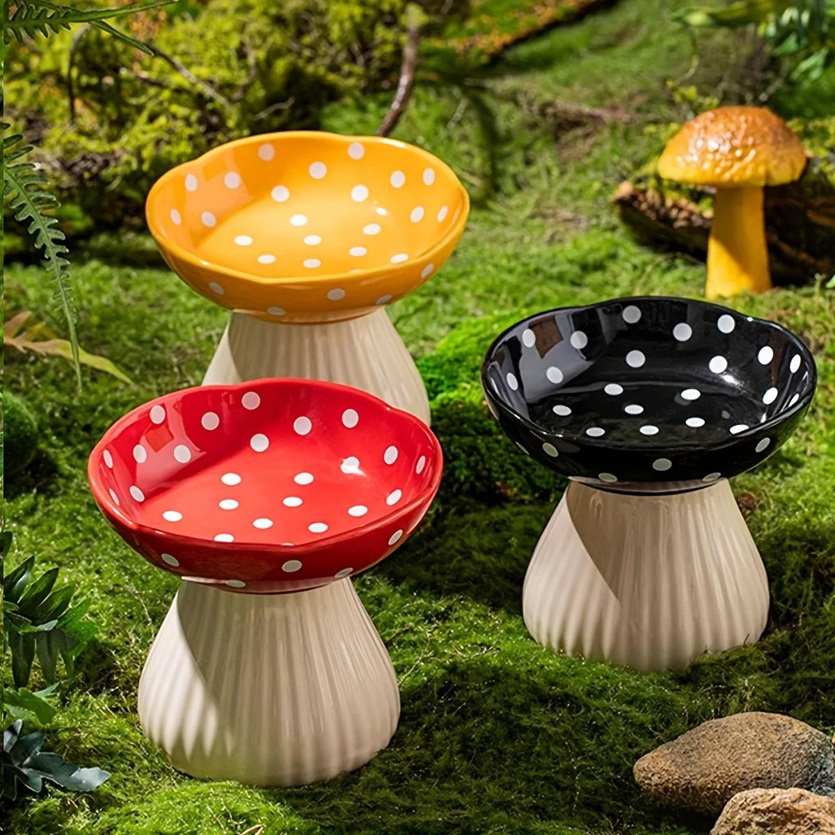 Resin Mushroom Cat Bowl: Tall, 300ml capacity, suitable for cats - ideal for feeding and drinking festivals - Lily.sg Global Shopping