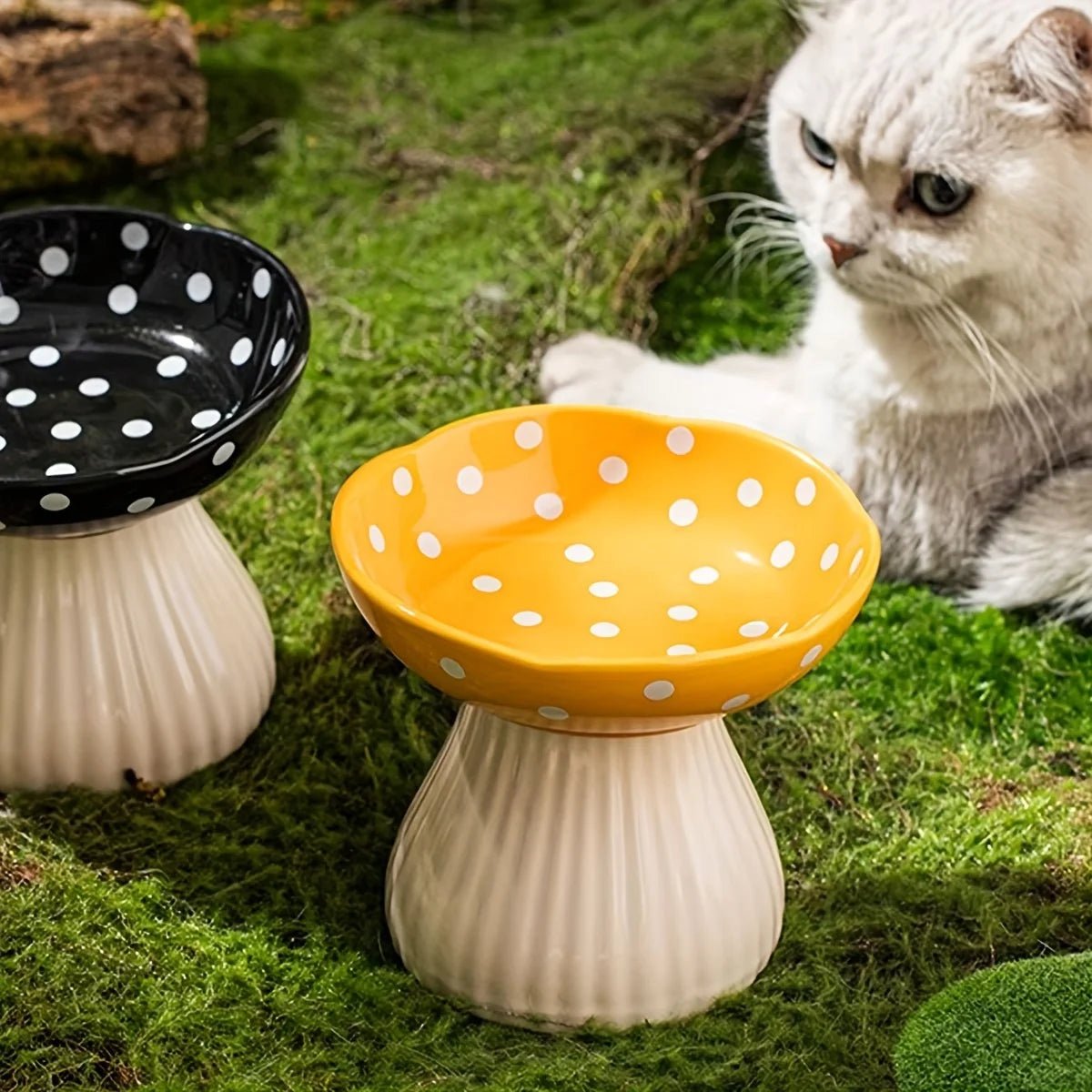Resin Mushroom Cat Bowl: Tall, 300ml capacity, suitable for cats - ideal for feeding and drinking festivals - Lily.sg Global Shopping