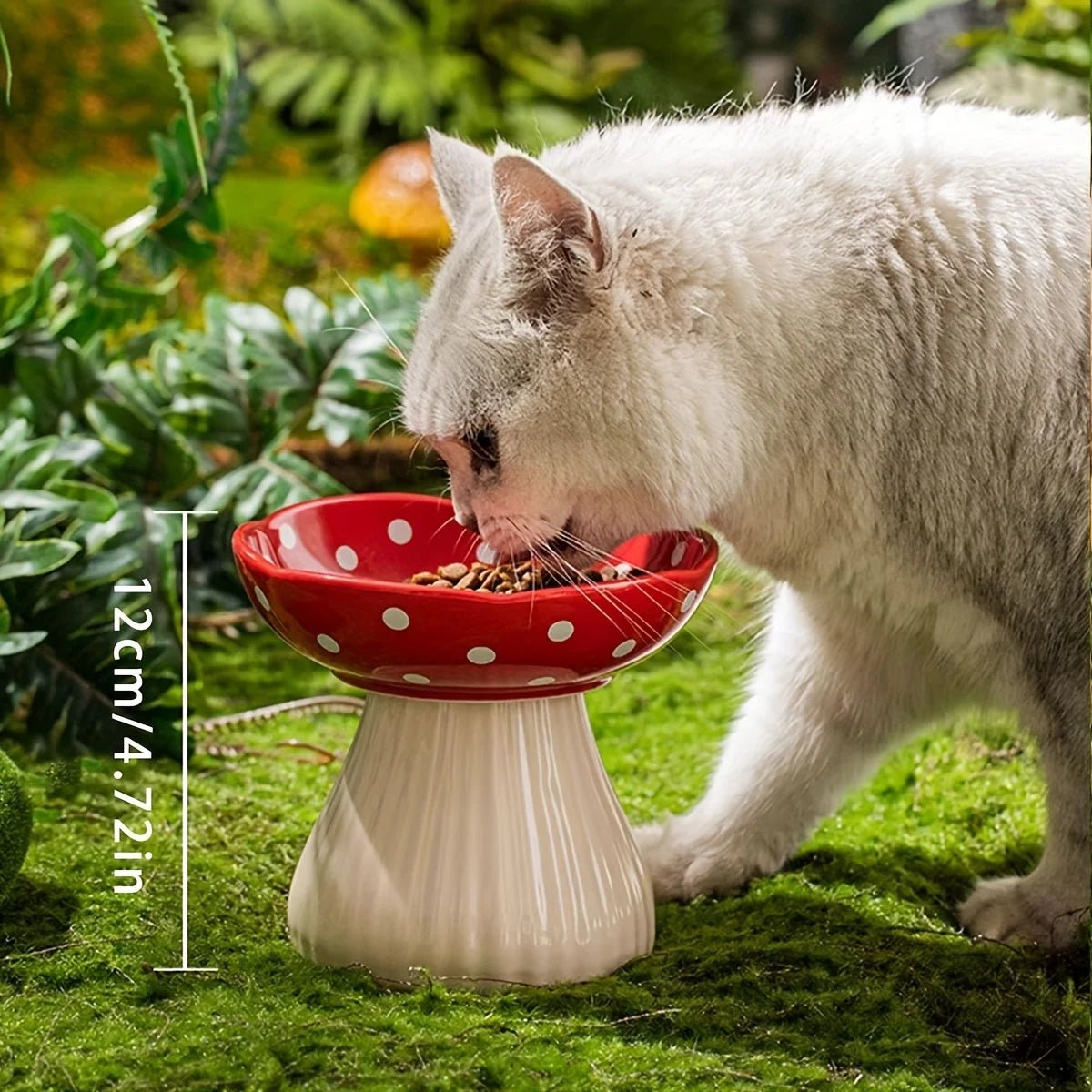 Resin Mushroom Cat Bowl: Tall, 300ml capacity, suitable for cats - ideal for feeding and drinking festivals - Lily.sg Global Shopping